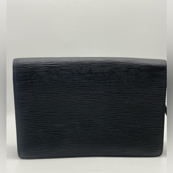 Louis Vuitton Epi Clutch - Picture 3 of 12